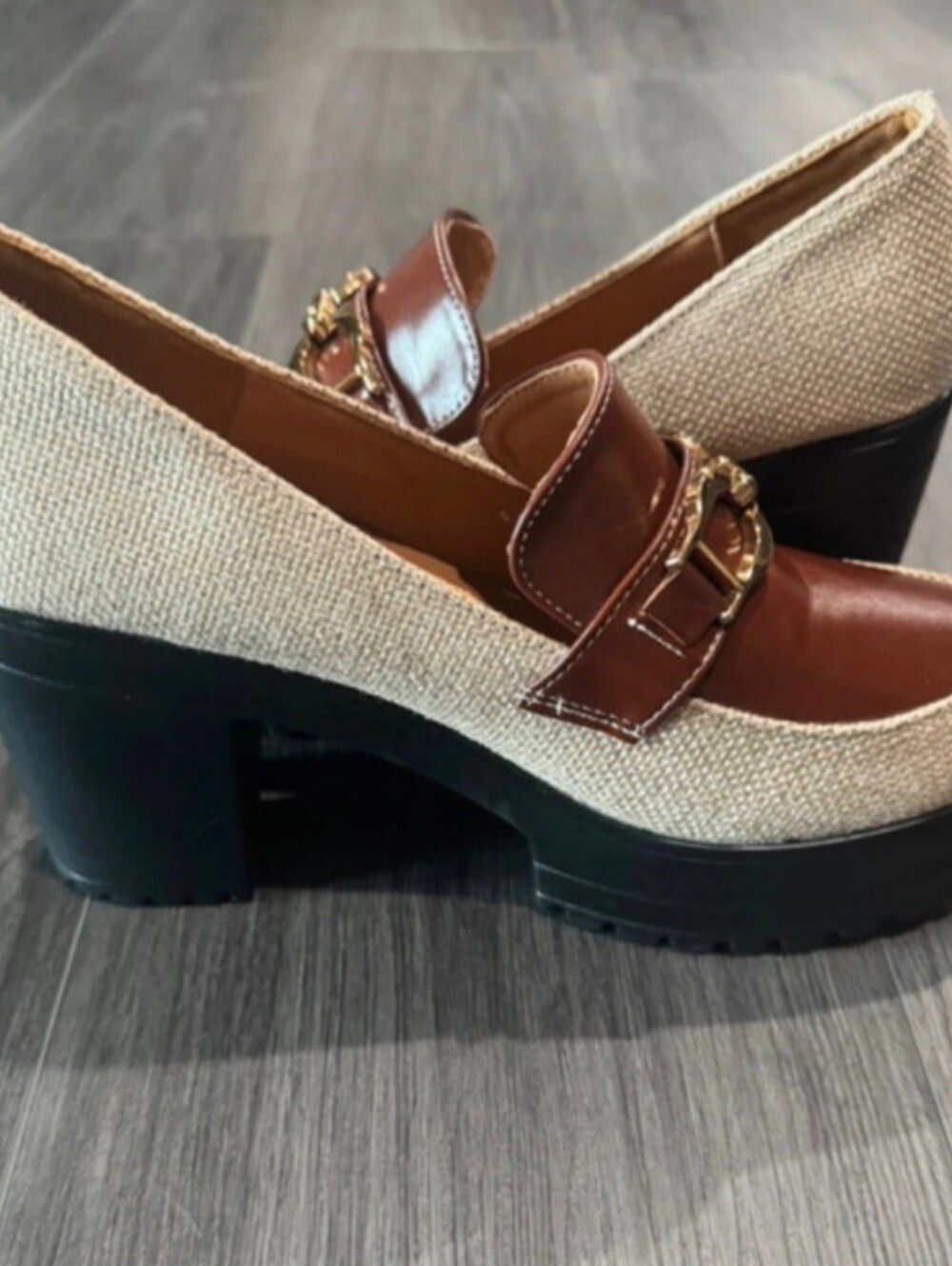 Source Unknown Brown and Natural Platform Loafers with Gold Accent